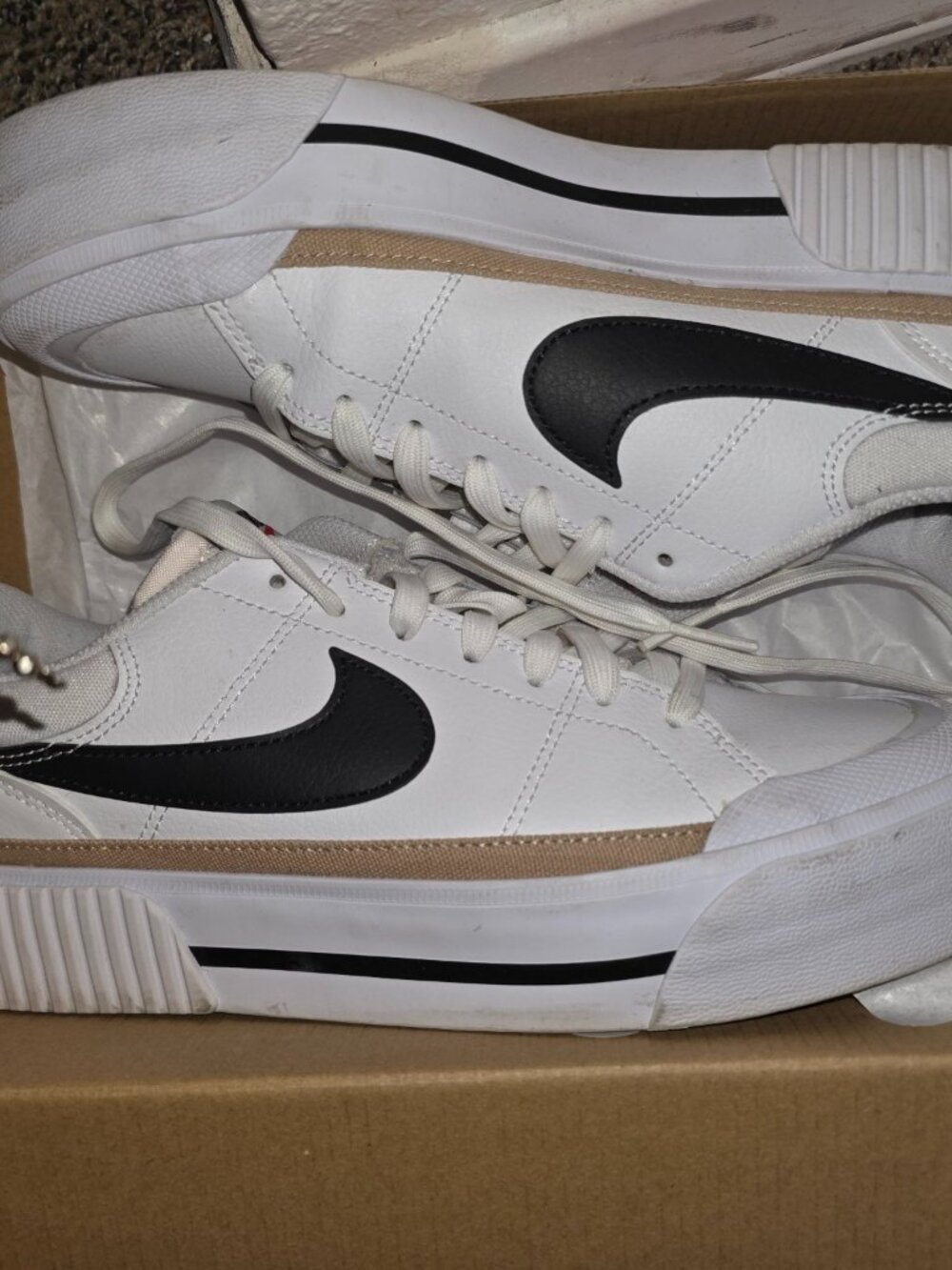 Nike White Black Court Legacy Lift Sneakers — 8.5